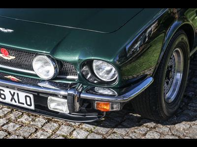 Aston Martin+V8 Volante